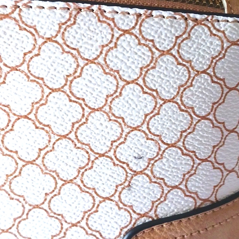 CUTE Crossbody Brown/Tan Gold Hardware Purse - Picture 15 of 16